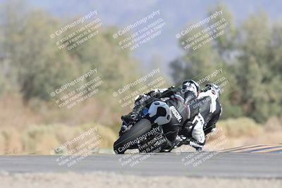 media/Oct-04-2025-CVMA (Sat) [[408bcdd6e4]]/Race 13-Amateur Supersport Open/